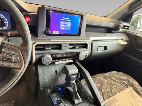 New 2026 Toyota Tacoma TRD Off-Road AWD/4WD image 11