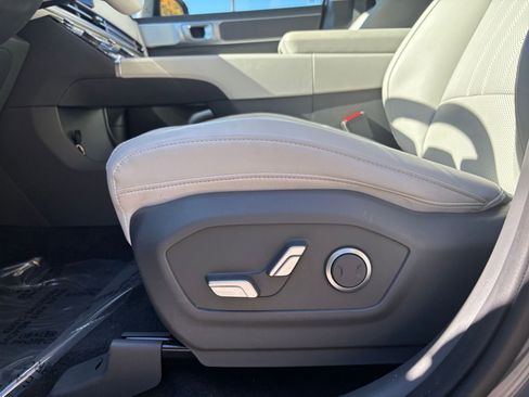 Used 2025 Hyundai Santa Fe SEL image 27