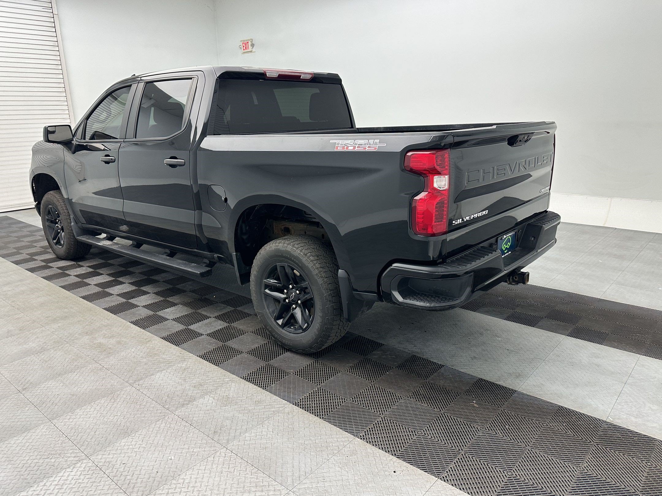 Certified 2024 Chevrolet Silverado 1500 Custom Trail Boss AWD/4WD image 3