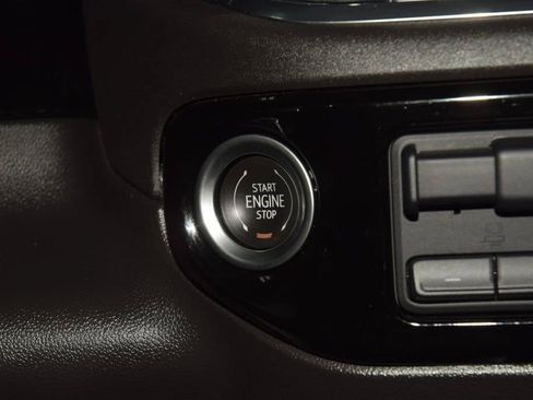 Used 2023 Chevrolet Silverado 1500 High Country w/ High Country Premium Package AWD/4WD image 37