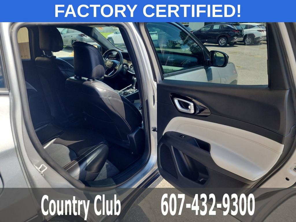 Used 2023 Jeep Compass Limited AWD/4WD image 30