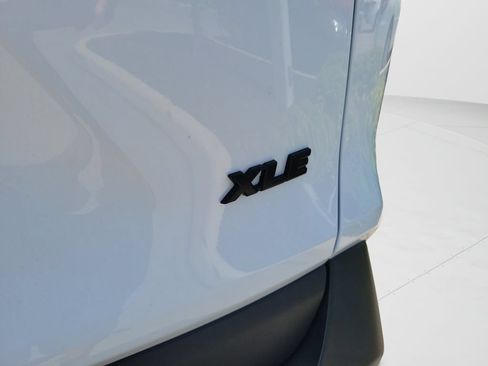 Certified 2023 Toyota RAV4 XLE FWD image 39