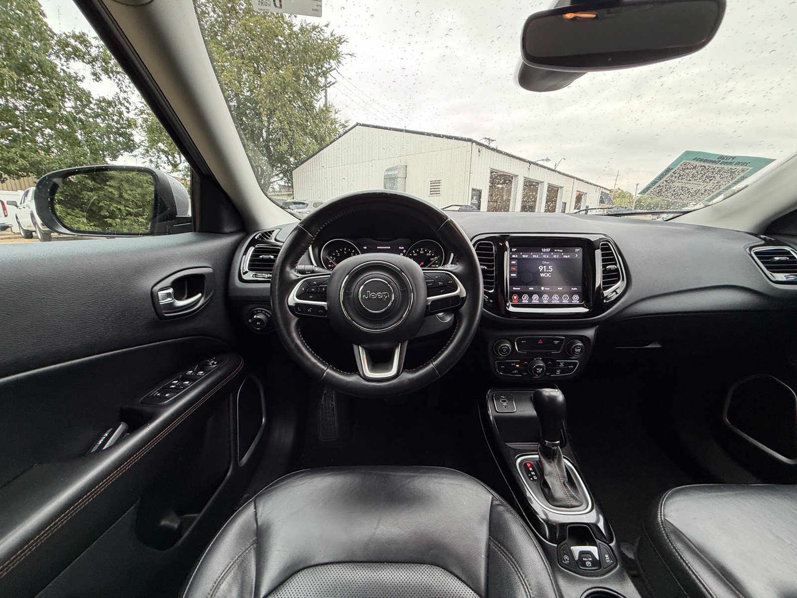 Used 2019 Jeep Compass Limited FWD image 2