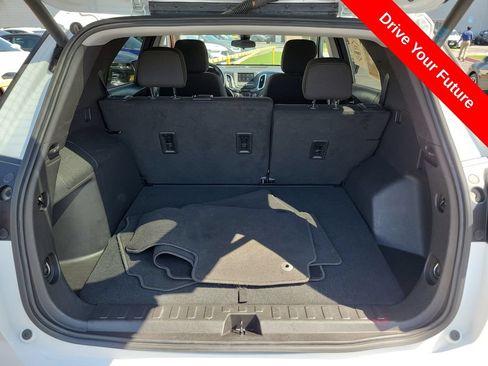 Used 2024 Chevrolet Equinox LT AWD/4WD image 28