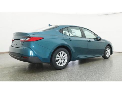 New 2026 Toyota Camry LE image 25