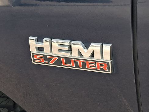 Used 2014 RAM 1500 Express AWD/4WD image 33