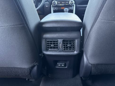 Used 2025 Toyota RAV4 XLE FWD image 17