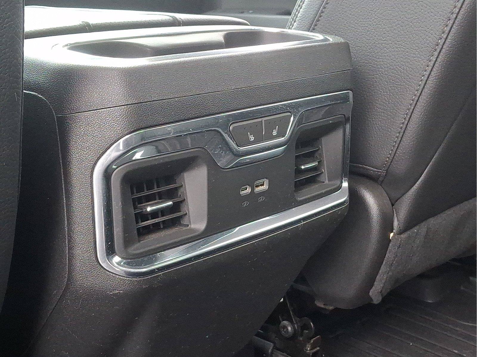 Used 2024 GMC Sierra 3500 Denali w/ Denali Reserve Package AWD/4WD image 9