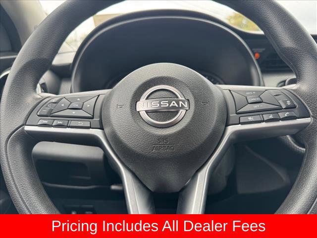 Used 2022 Nissan Kicks SV FWD image 16