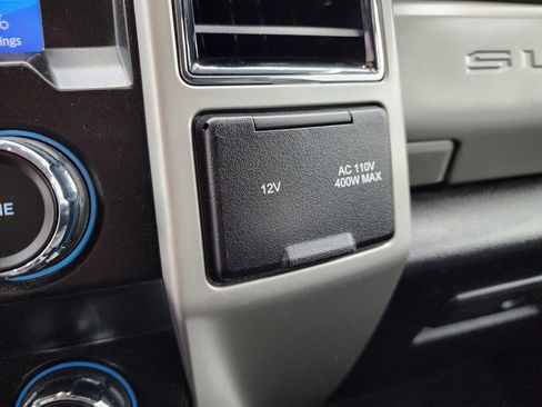 Used 2020 Ford F350 Lariat image 58