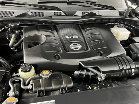 Used 2024 Nissan Armada SL image 34