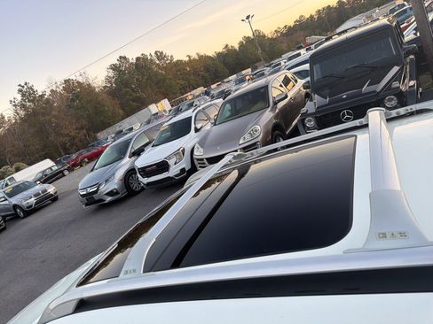 Used 2016 Nissan Rogue SL w/ SL Premium Package image 13