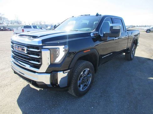 New 2026 GMC Sierra 2500 SLT image 11