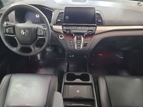 Used 2025 Honda Odyssey Sport-L image 2