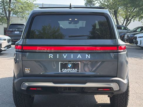 Used 2024 Rivian R1S Adventure AWD/4WD image 10