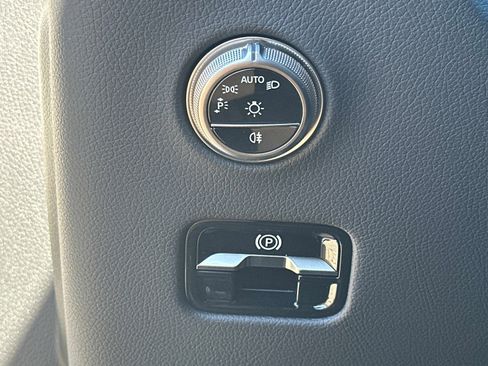 New 2026 Mercedes-Benz GLC 300 GLC 300 4MATIC Coupe image 27