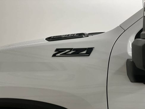 Used 2024 Chevrolet Silverado 2500 LT w/ Z71 Sport Edition image 11