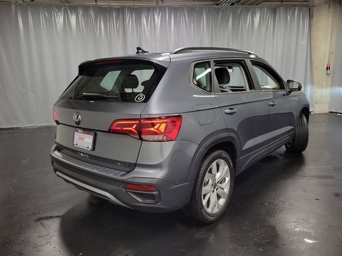 Used 2023 Volkswagen Taos S AWD/4WD image 8