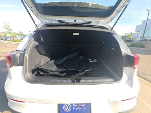 Used 2025 Volkswagen GTI SE FWD image 21