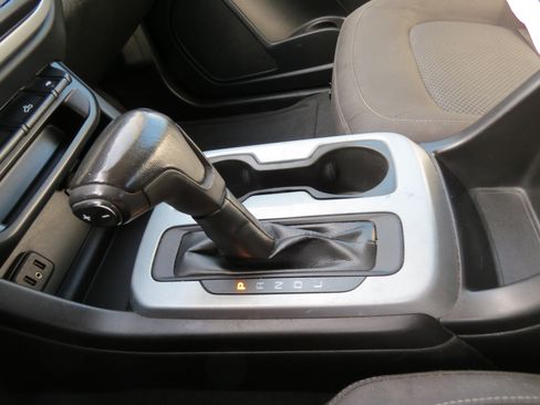 Used 2019 Chevrolet Colorado LT image 22