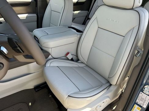 New 2026 GMC Yukon Denali AWD/4WD image 19
