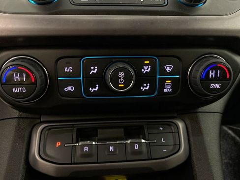 Used 2023 GMC Acadia AT4 w/ Trailering Package image 18