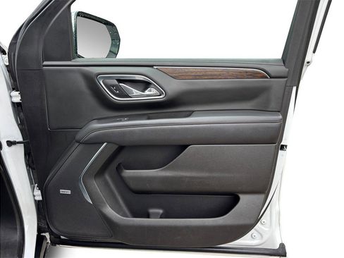 Used 2021 Chevrolet Suburban Premier RWD image 49