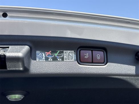 Certified 2025 Mercedes-Benz C 300 Sedan image 16