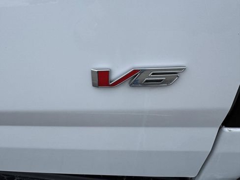 Used 2021 Chevrolet Colorado LT w/ LT Convenience Package image 9