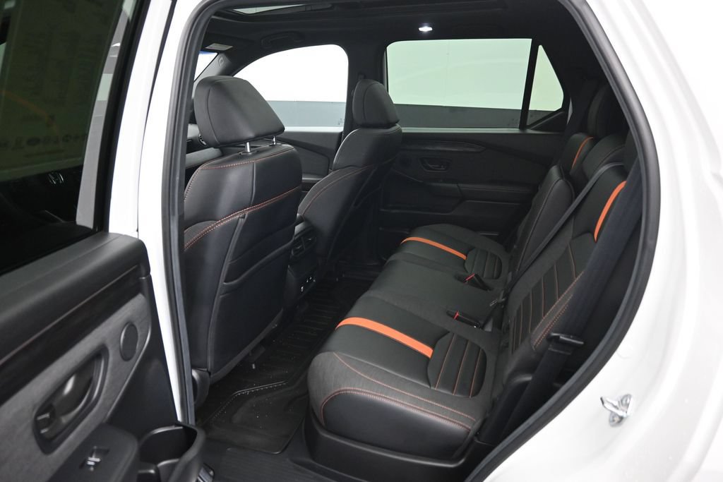 Certified 2026 Honda Passport TrailSport image 10