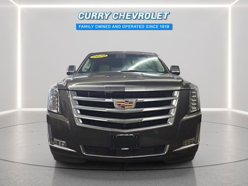 Used 2020 Cadillac Escalade Premium Luxury image 3