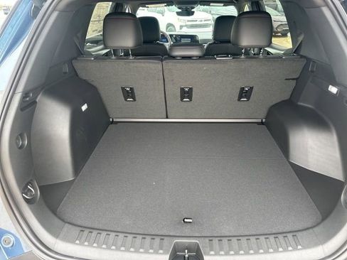 New 2026 Chevrolet Equinox RS w/ Convenience Package III AWD/4WD image 13