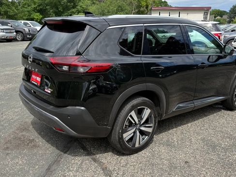 Used 2023 Nissan Rogue SL AWD/4WD image 8