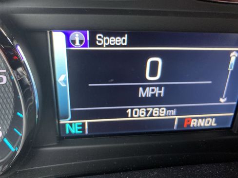 Used 2018 Chevrolet Silverado 1500 LT w/ All Star Edition image 11