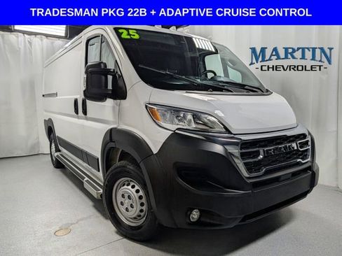 Used 2025 RAM ProMaster 2500 w/ U-Haul Equipment Group FWD image 1