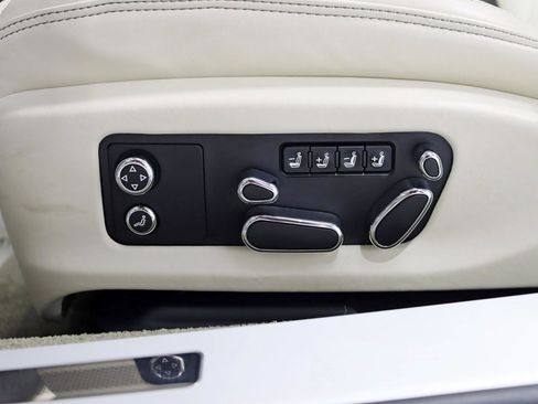 Used 2020 Bentley Continental GT image 32