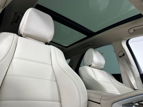 Used 2021 Mercedes-Benz GLE 450 4MATIC image 19