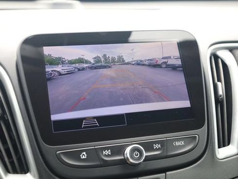 Used 2024 Chevrolet Malibu LT FWD image 14