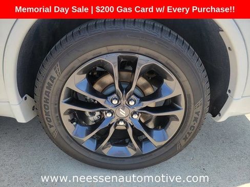 Used 2022 Dodge Durango R/T w/ Blacktop Package AWD/4WD image 32