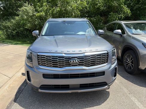 Used 2021 Kia Telluride S AWD/4WD image 2