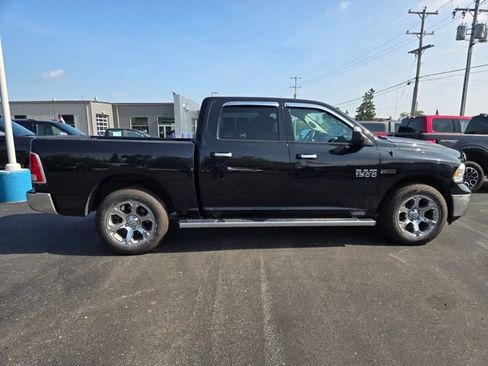 Used 2018 RAM 1500 Laramie w/ Convenience Group image 9