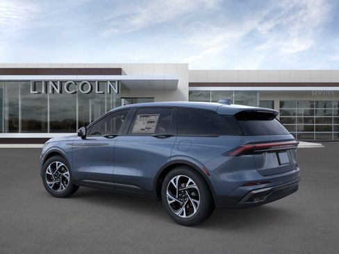 New 2026 Lincoln Nautilus Premier w/ Jet Appearance Package AWD/4WD image 4
