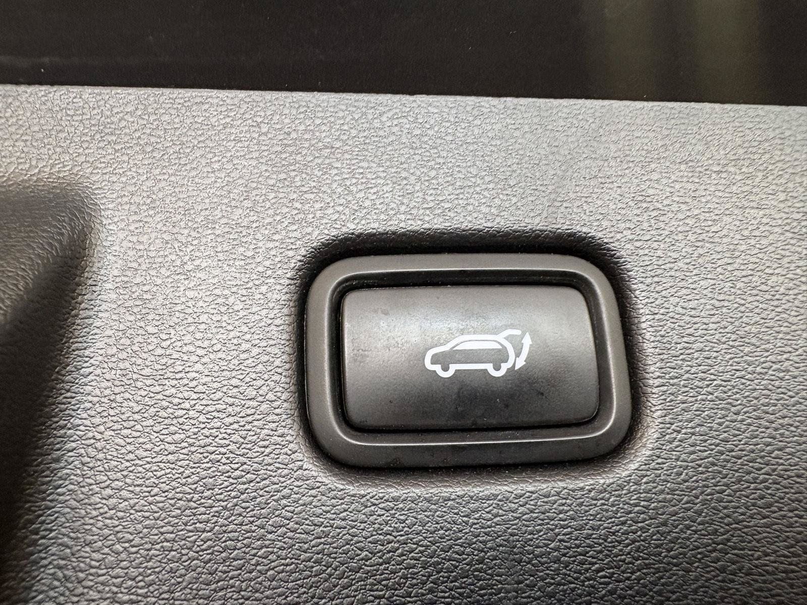 Used 2023 Hyundai Tucson Limited FWD image 27