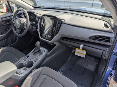 Used 2025 Subaru Crosstrek 2.5i Premium AWD/4WD image 32