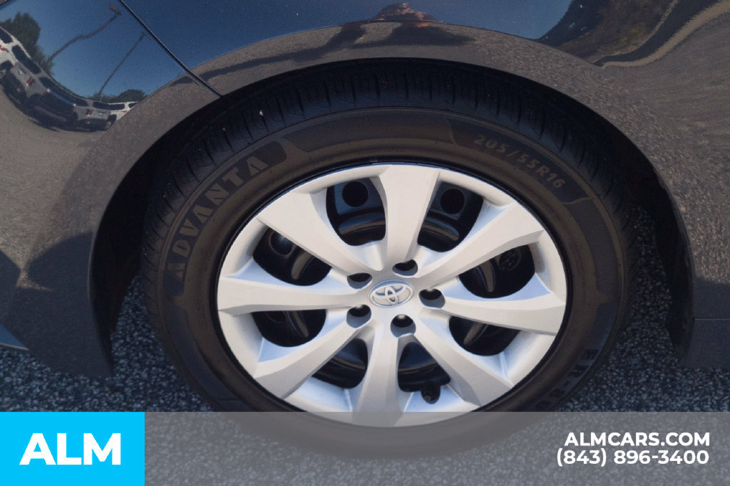 Used 2024 Toyota Corolla LE FWD image 11