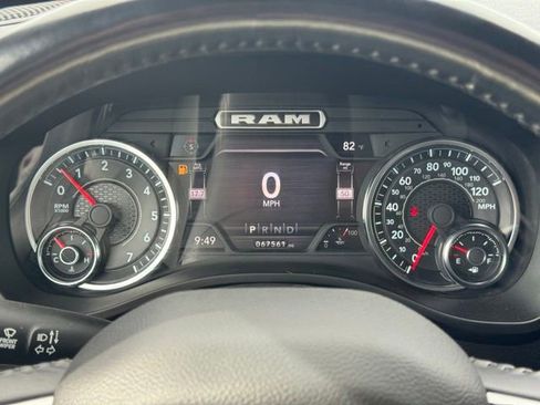 Used 2023 RAM 1500 Laramie AWD/4WD image 32