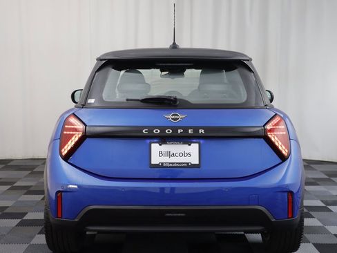 New 2026 MINI Cooper 2-Door Hardtop image 15