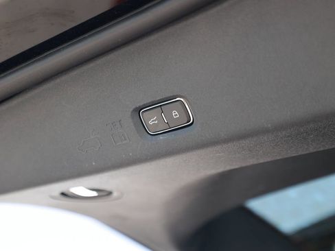 Used 2025 Ford Expedition Max Platinum AWD/4WD image 40