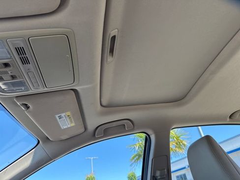 Used 2017 Honda Accord EX-L image 25