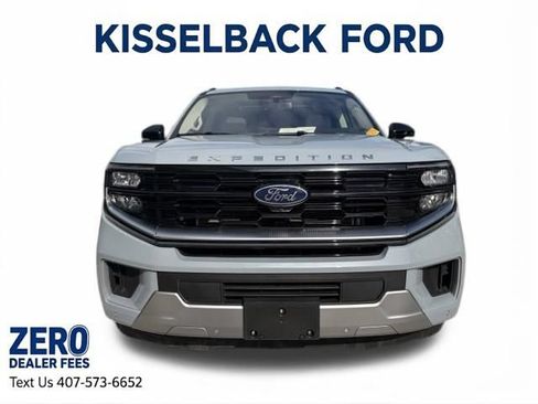 Used 2025 Ford Expedition Max Platinum w/ Driver's Package AWD/4WD image 11